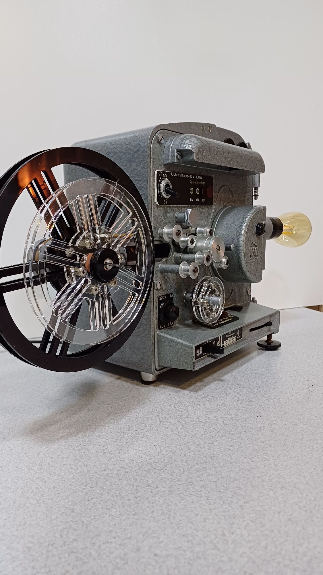 Projektor 8 mm  retro lampka