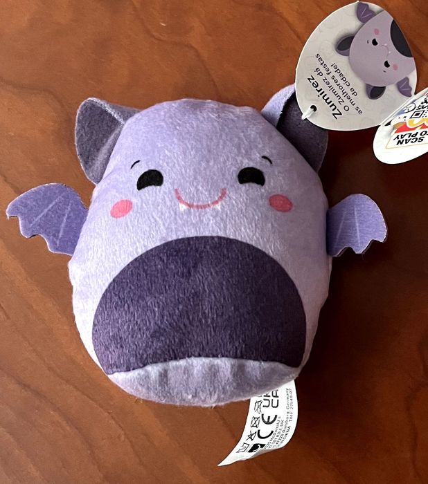Peluche Squishmellow Happy Meal McDonald's - Drácula - Zumirez