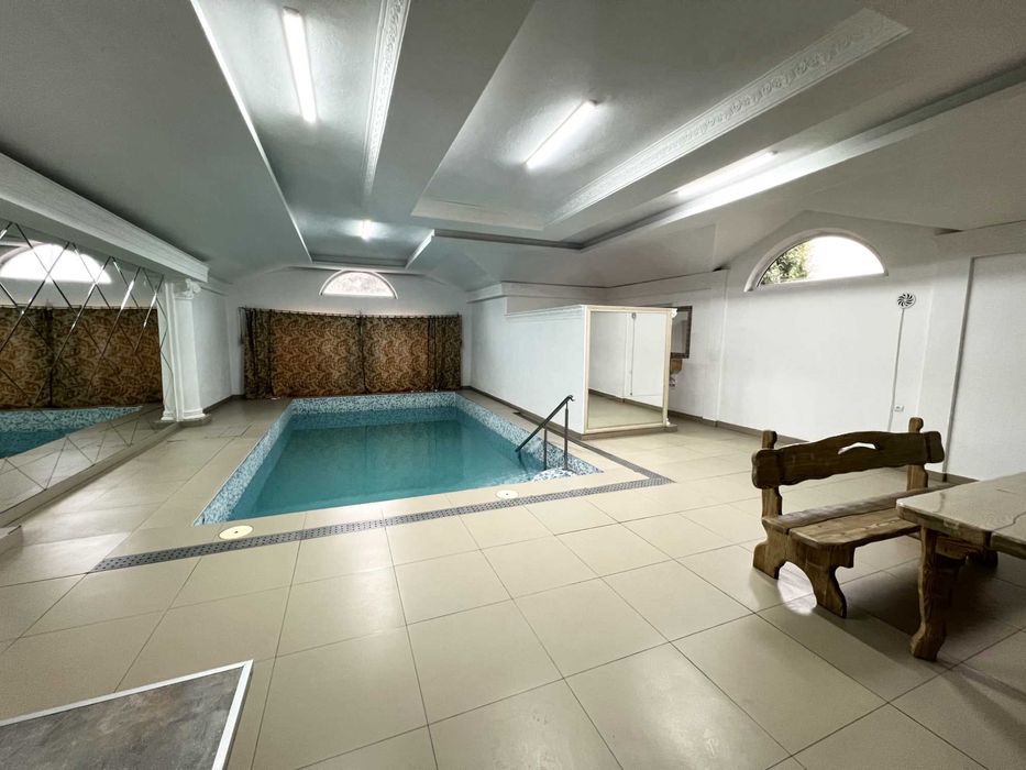 Продається діючий банний комплекс(60)