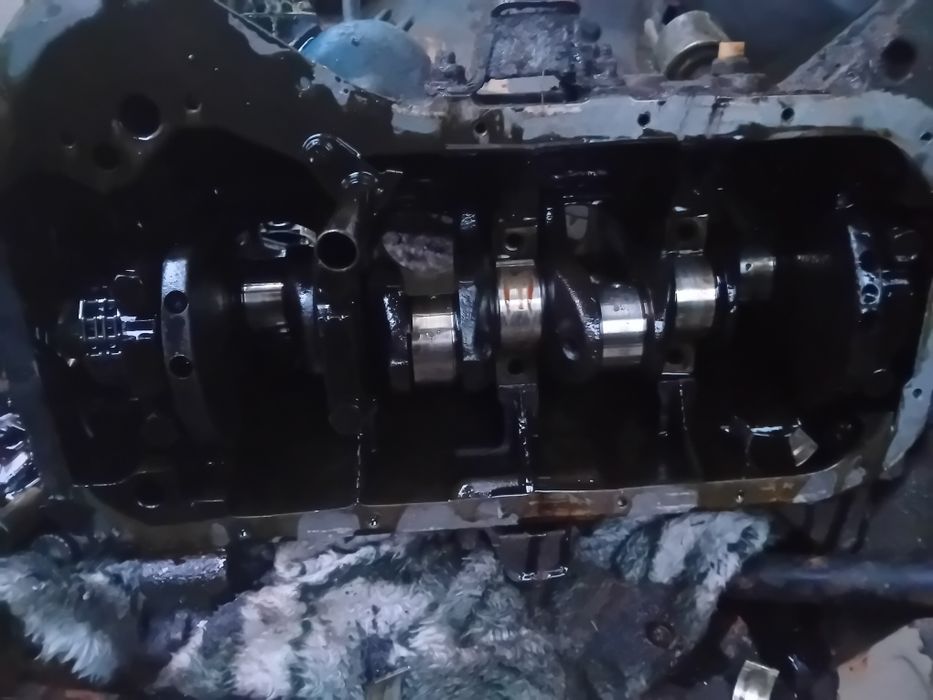 Продам мотор позапчастинах ваз 21011 вкладиші 0.25