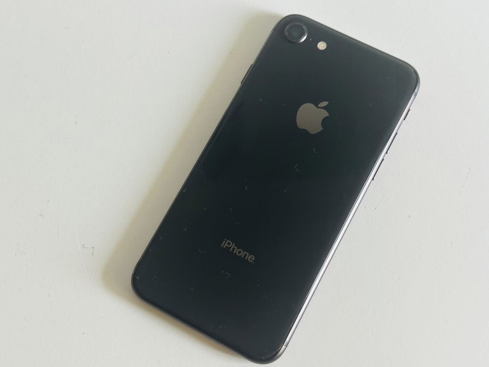 Apple iPhone 8 64GB Space Gray Gwiezdna Szarość Super Stan Bez Blokad