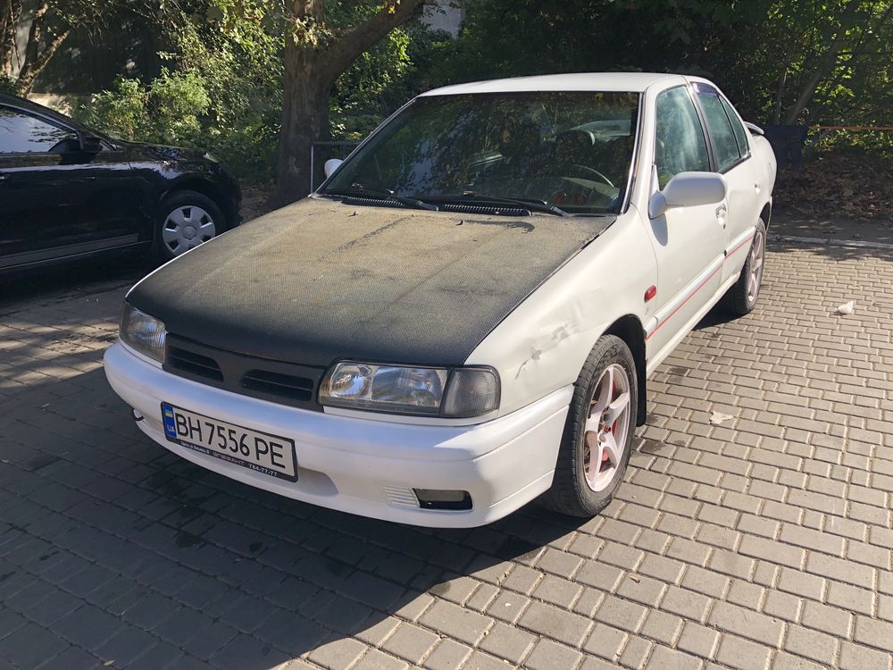 Продам Nissan Primera p10 SLX