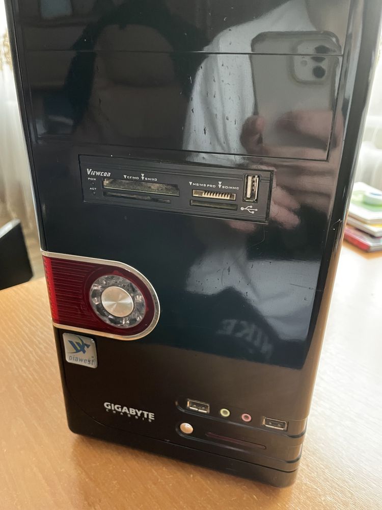 Комп’ютер Gigabyte