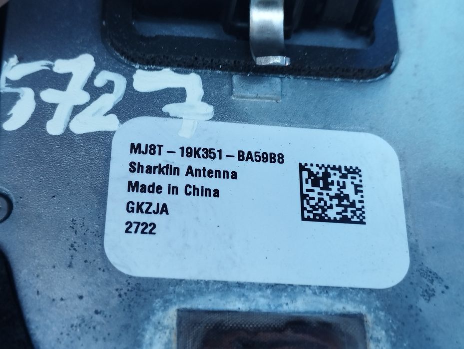 Антена Ford Mustang Mach-E Форд Мустанг Є Мач