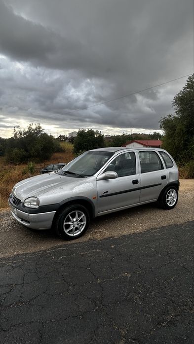 Opel Corsa 1.5 Isuzu 1999