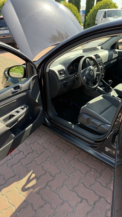 Продам VW golf 5