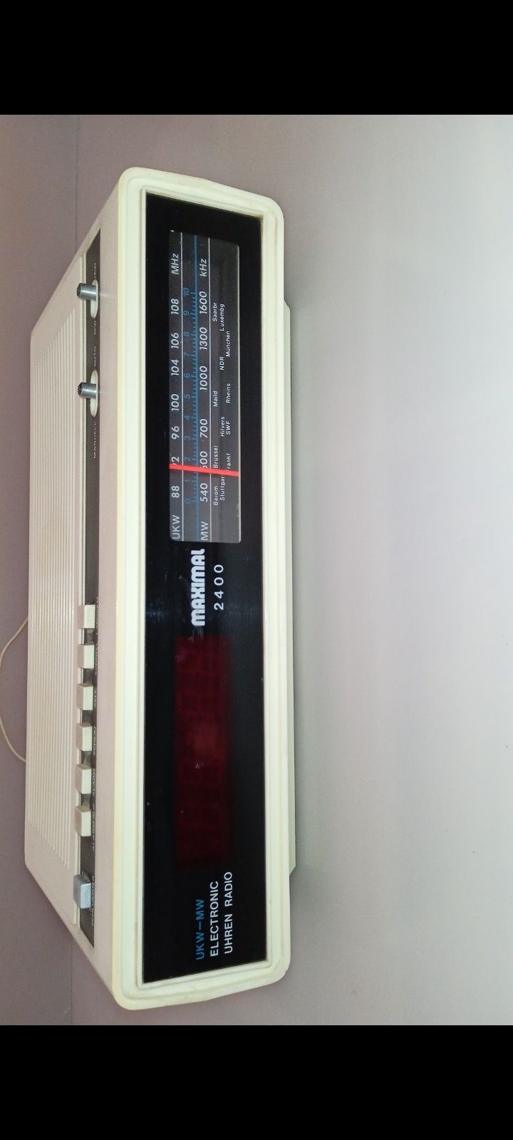 Rádio Despertador Vintage Maximal 2400