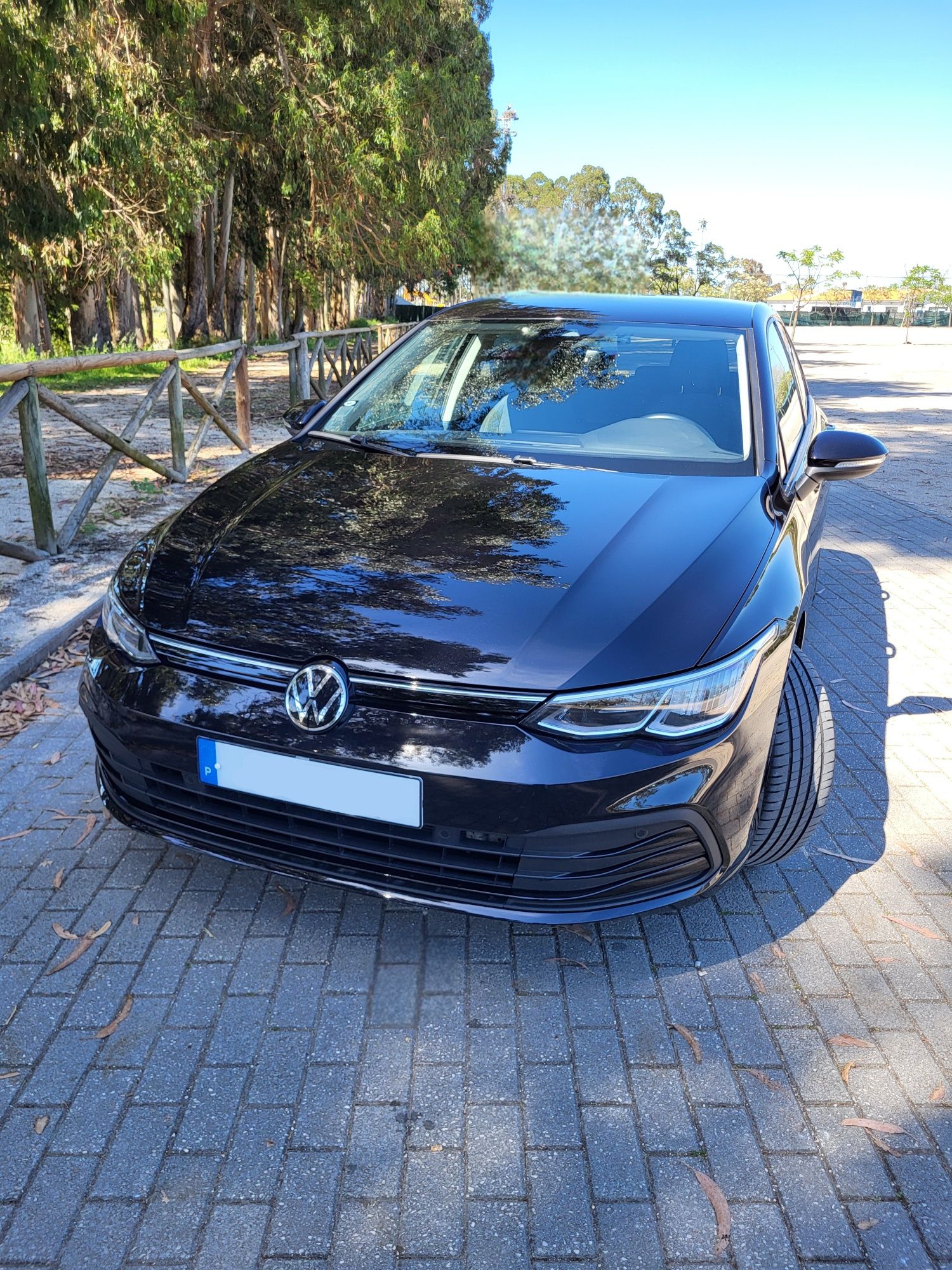 Volkswagen Golf 1.0 Tsi