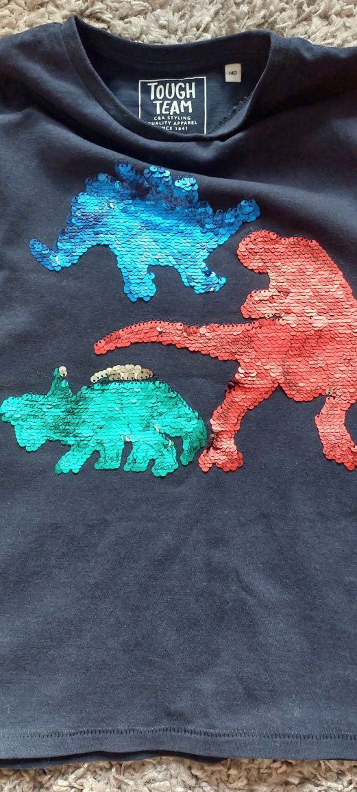 Bluzeczka r.134/140 C&A z dł.rękawem  cekiny obracane,Dinozaur