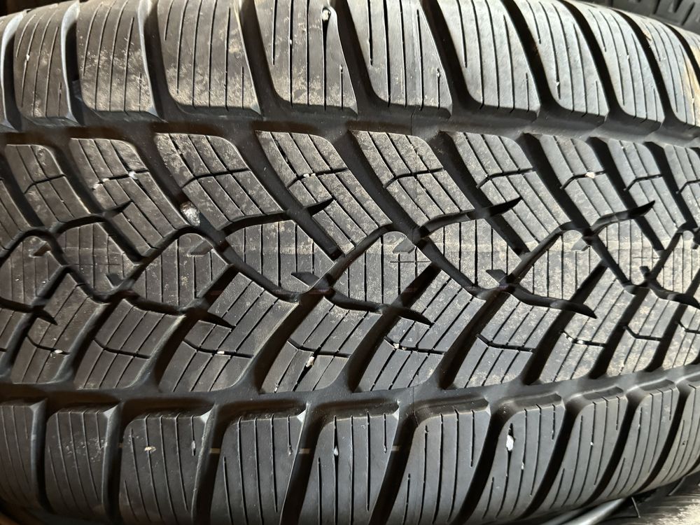 Оригинал литые диски  r 17 5/108 с резиной 235/55