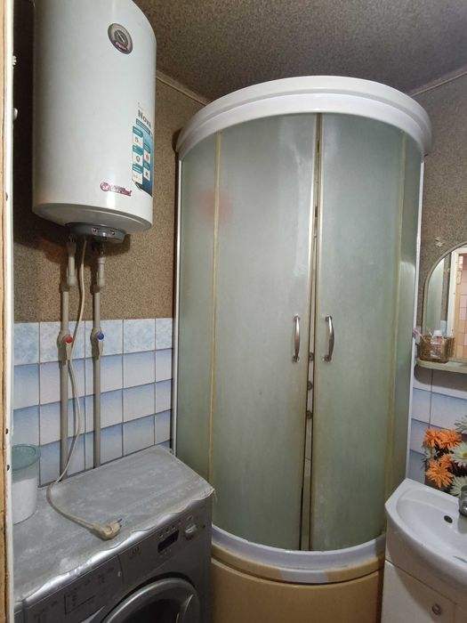 3  комн., ул. Золочевская, 30/1, Холодная гора, Залютино