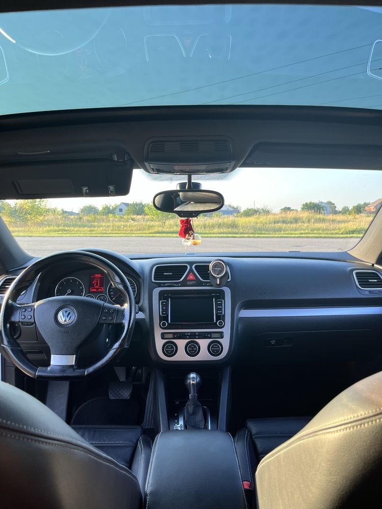 Volkswagen Scirocco 2.0 tsi