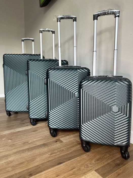 Walizki średnie - bagaż do 23 kg