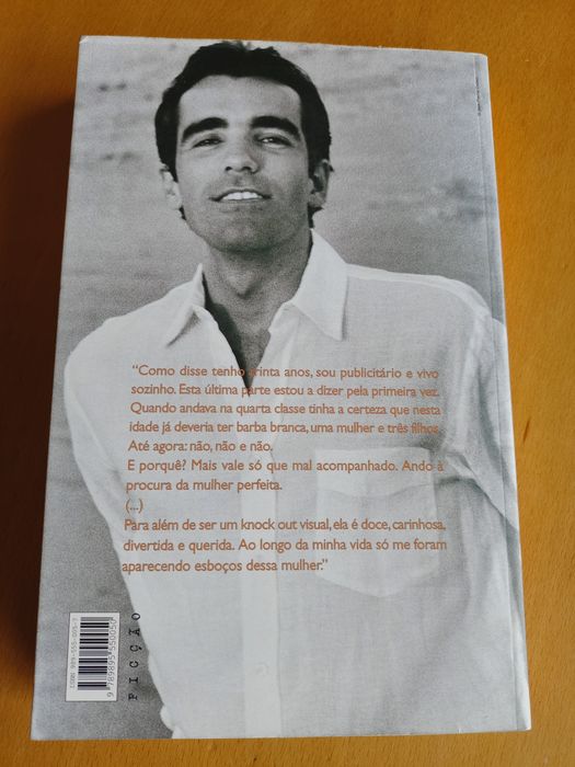 Livro " Homens há muitos" de Francisco Salgueiro