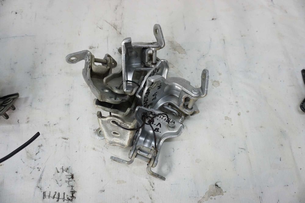 Петля двері Chevrolet Captiva\Шевроле Каптива