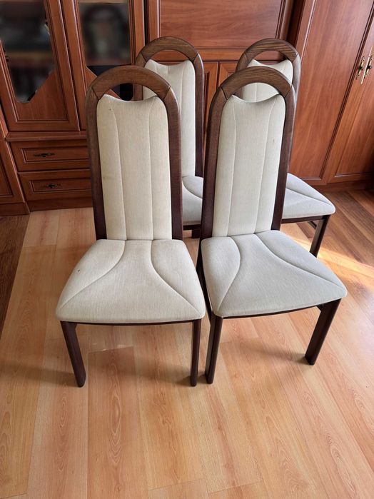 Drewniane krzesła. 4szt.