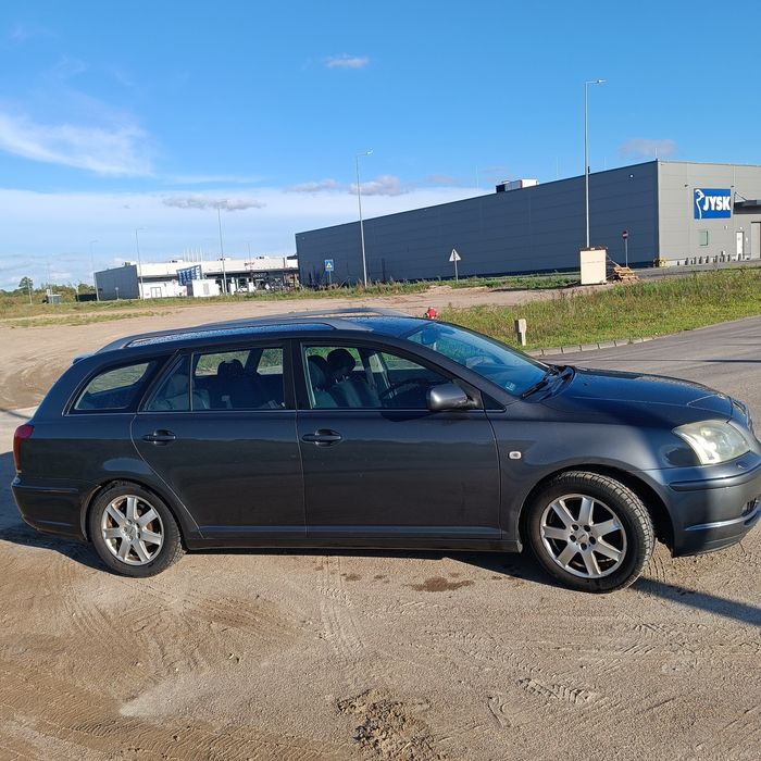 Toyota Avensis Kombi T25 1.8 b+LPG