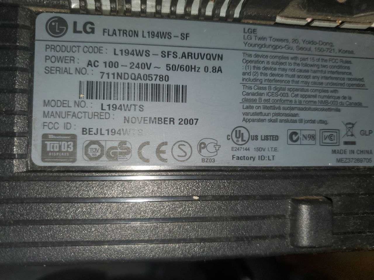 Монитор LG 19 дюймів, широкоформатний, справний
