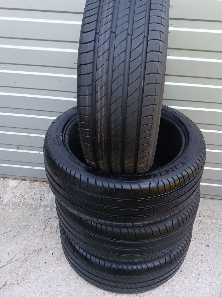 Opony Michelin 205/45/17 lato 2022 rok