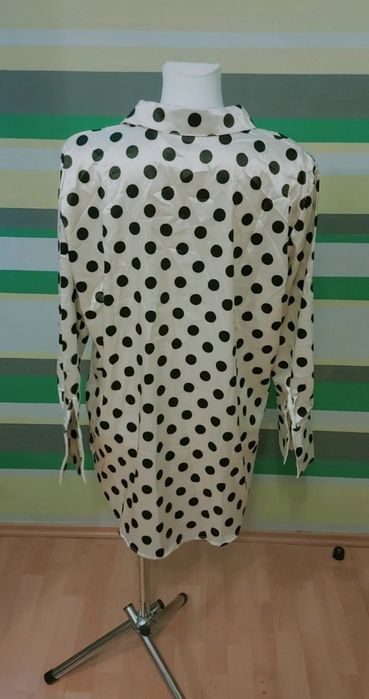 Szampańskim koszula w czarne kropki 4XL