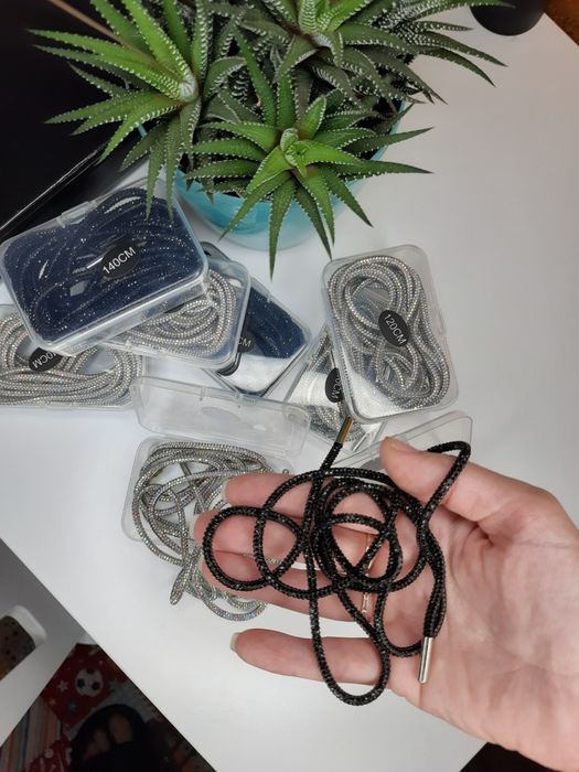 Шнурки зі стразами , шнурок чокер , стразовый шнурок