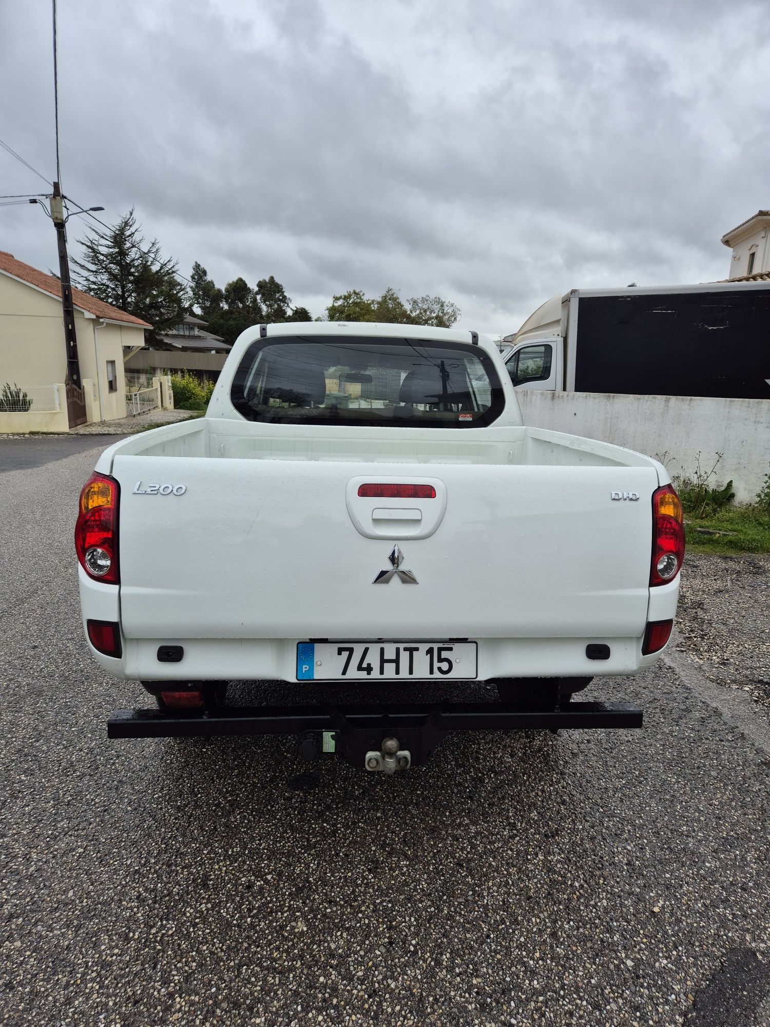 Mitsubishi  L200