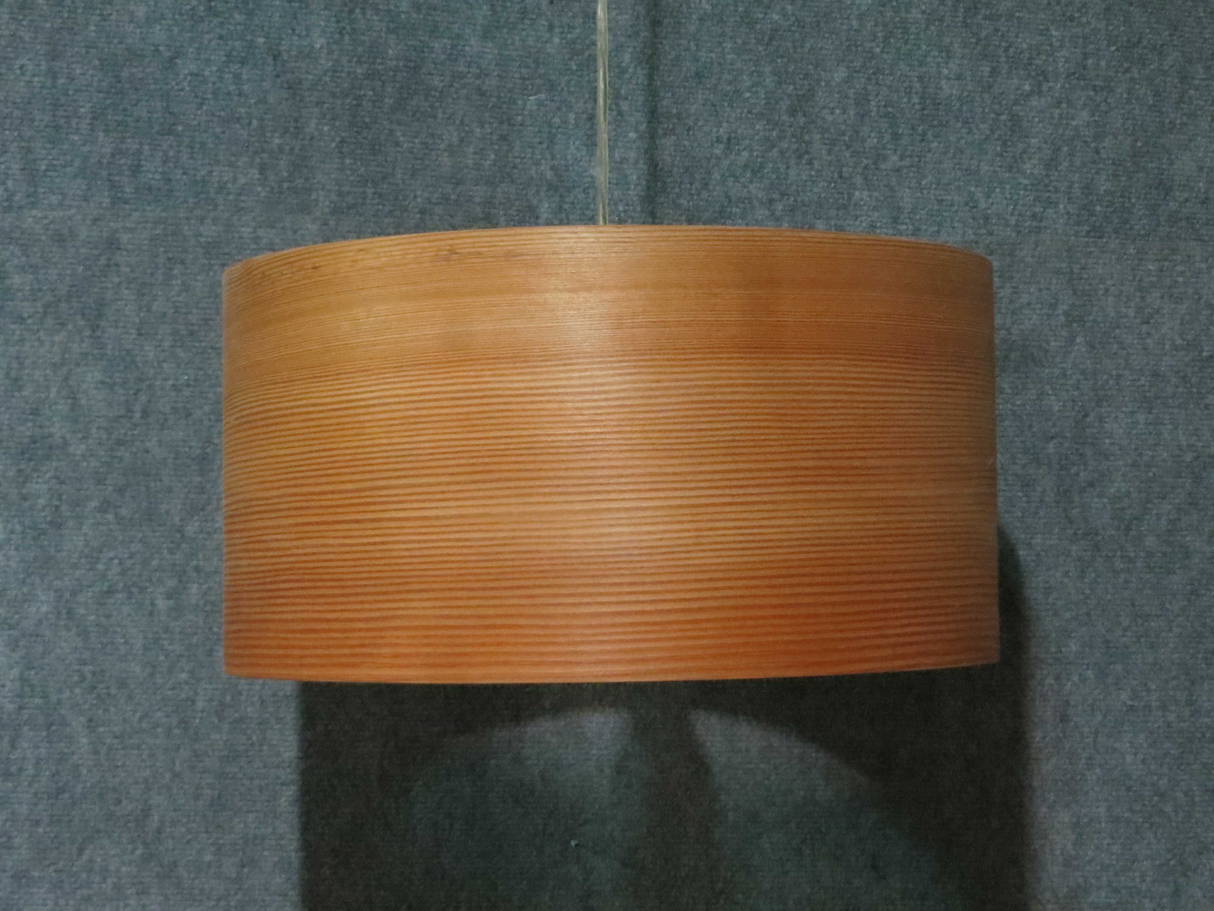 Lampa drewniana, wisząca, modrzew