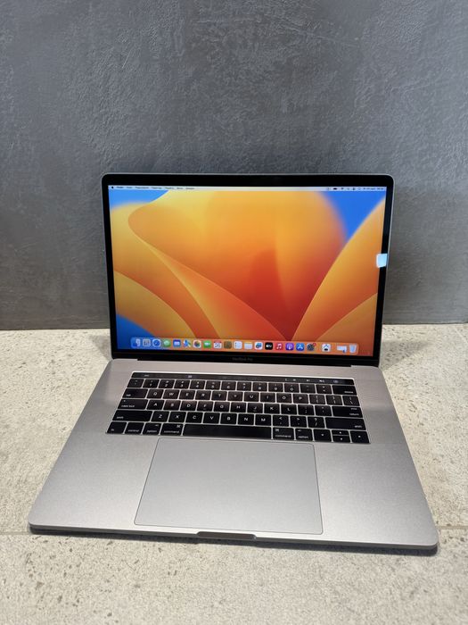 Apple MacBook Pro 15 2016 TouchBar Space Grey intel i7 512 SSD 16 gb