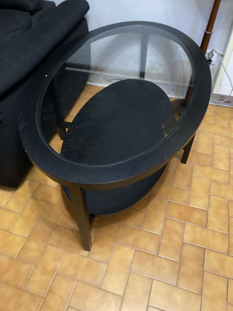 Mesa com vidro temperado