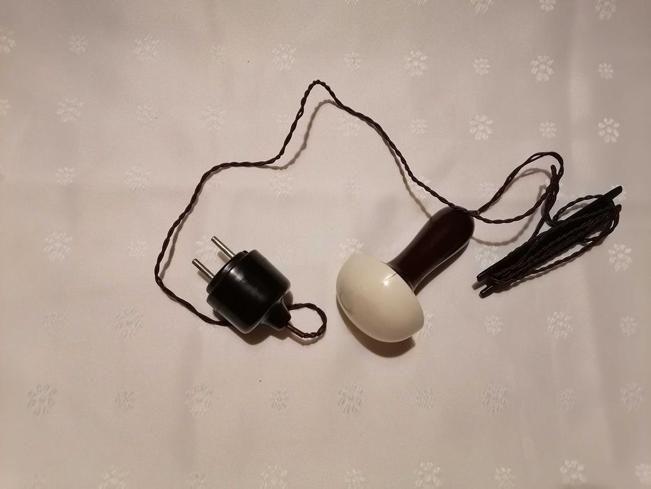 Grzybek do cerowania podświetlany  AEG antyk