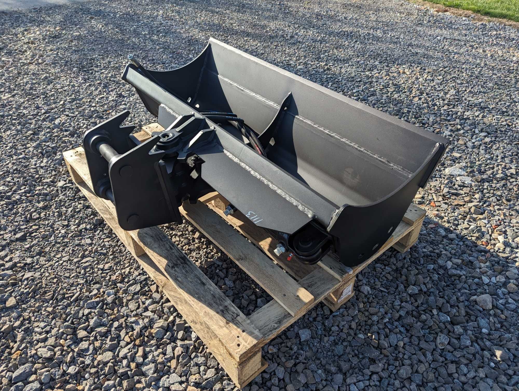 Łyżka skarpowa hydrauliczna do minikoparki 110cm - JCB, CW05, MS03