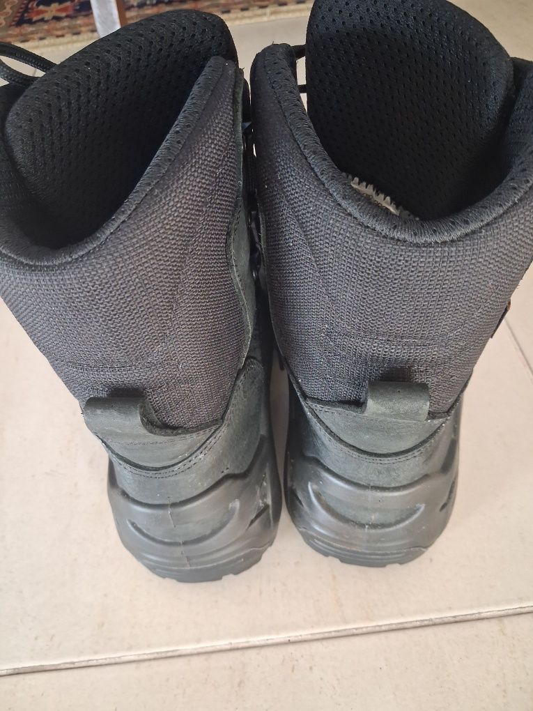 Botas militares Lowa 43.5