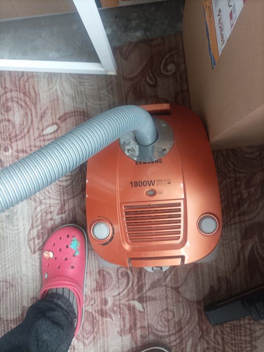 Пилосос Samsung 1800w бу