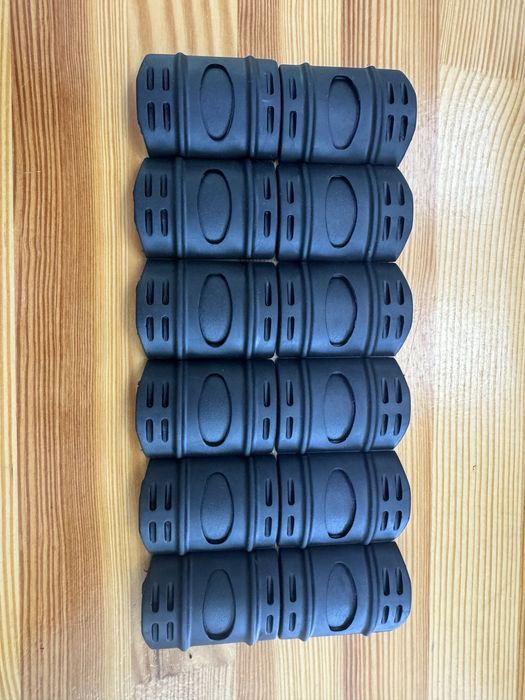 Резинові накладки на планку пікатіні чорні