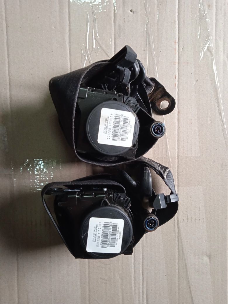 ПАСКИ БЕЗПЕКИ є 50шт Dodge JOURNEY/ Jeep Compass 2й 3ій ряд механічні