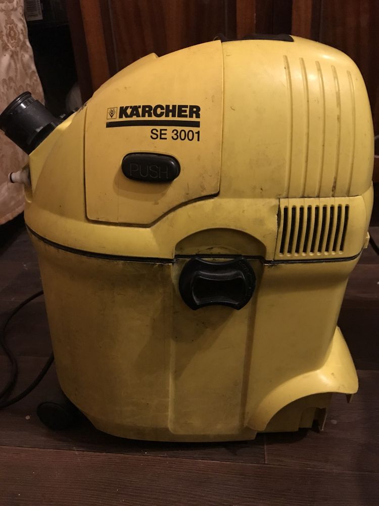 Моющий пылесос Karcher SE3001