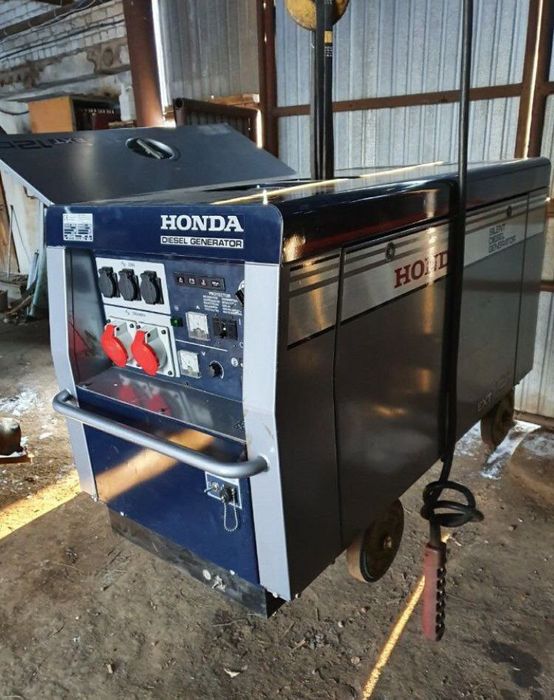 Продам дизельный генератор honda ext12d