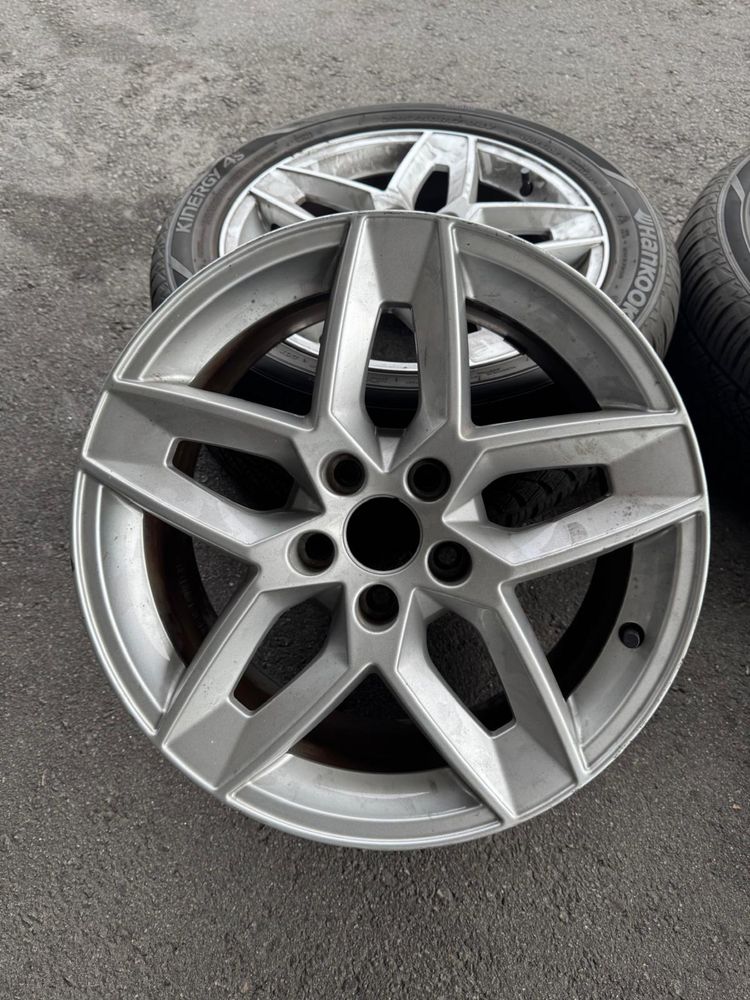 Vendo  jantes 17 originais Audi