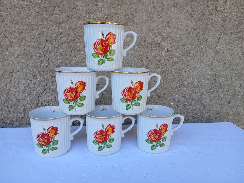 Горнятка кружки чашки Чехословакия Мейсенский букет посуда фарфор