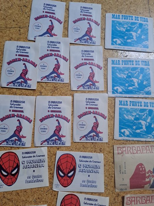 Cromos homem aranha e outros