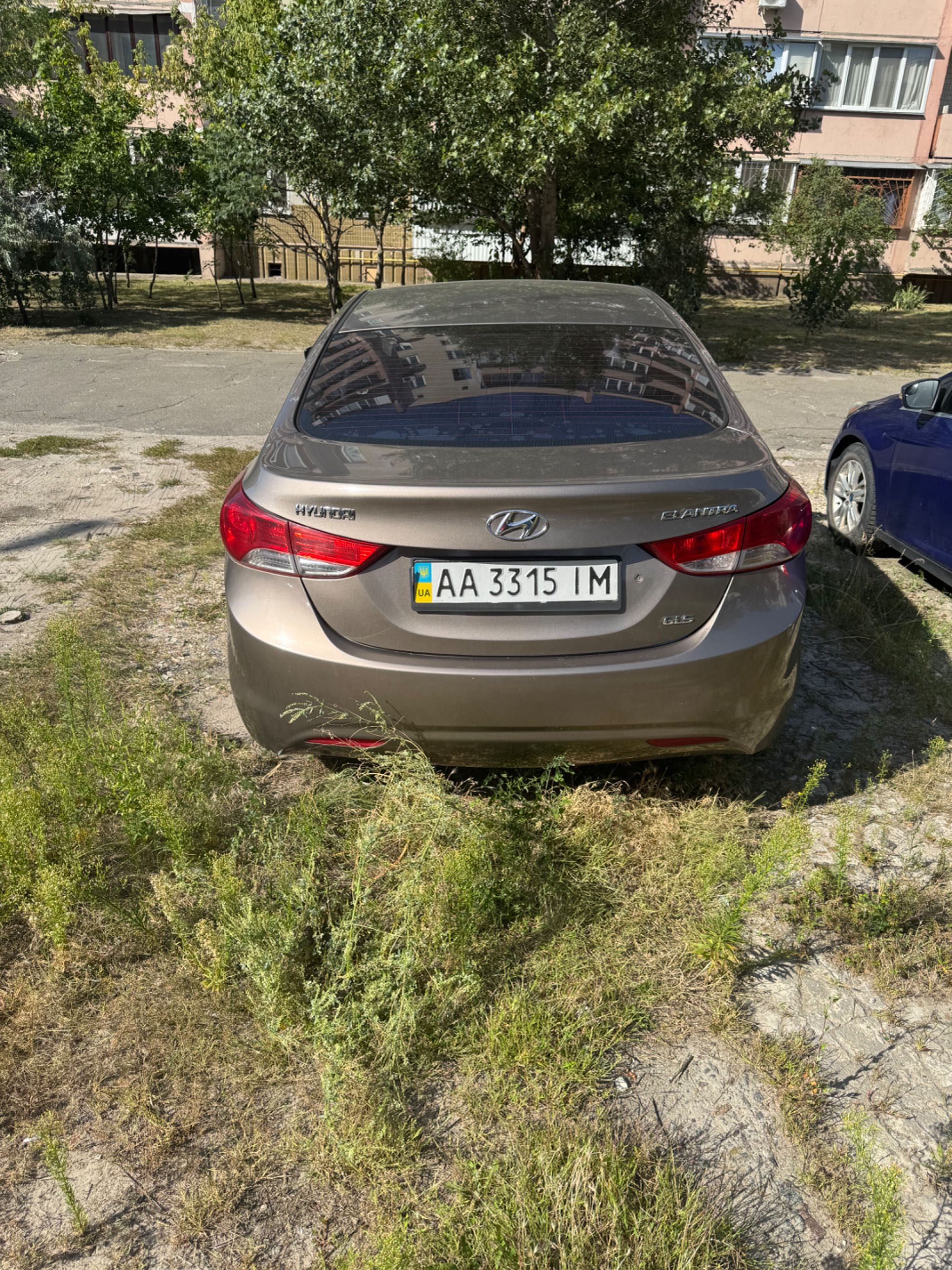 Hyundai elantra 2011