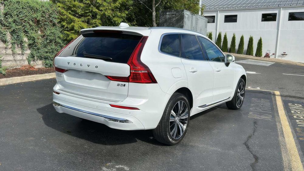 Volvo XC60 B5 Inscription      2022