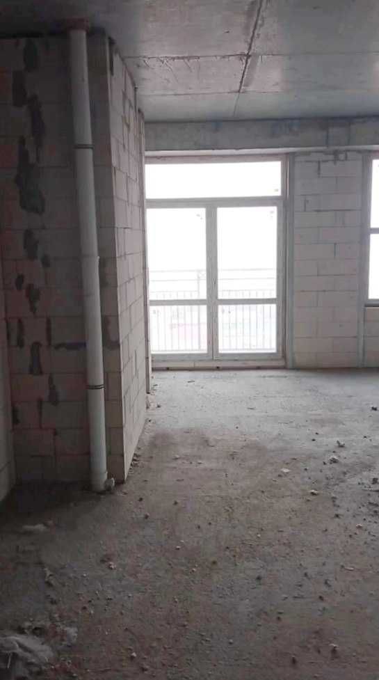 Продам 3-х комнатную квартиру в современном ЖК Баку (после строителей)