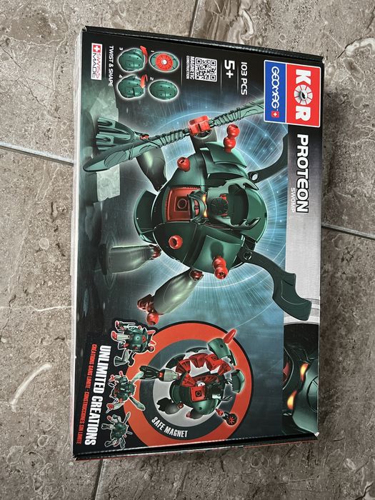 Klocki magnetyczne robot jajo geomag
