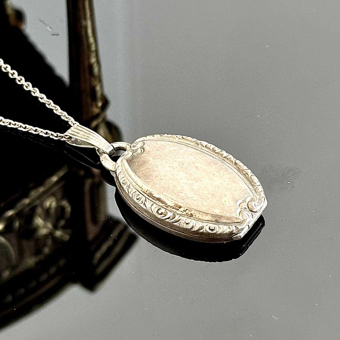 Oryginalna Secesja wiedeńska z 1900 roku wykonana z srebra próby 835