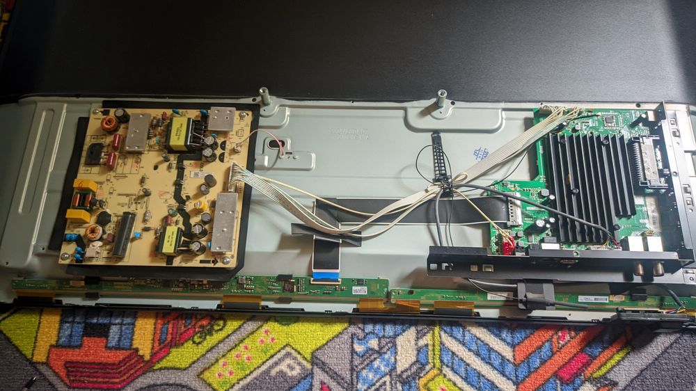 Телевизор KIVI 40u600gu