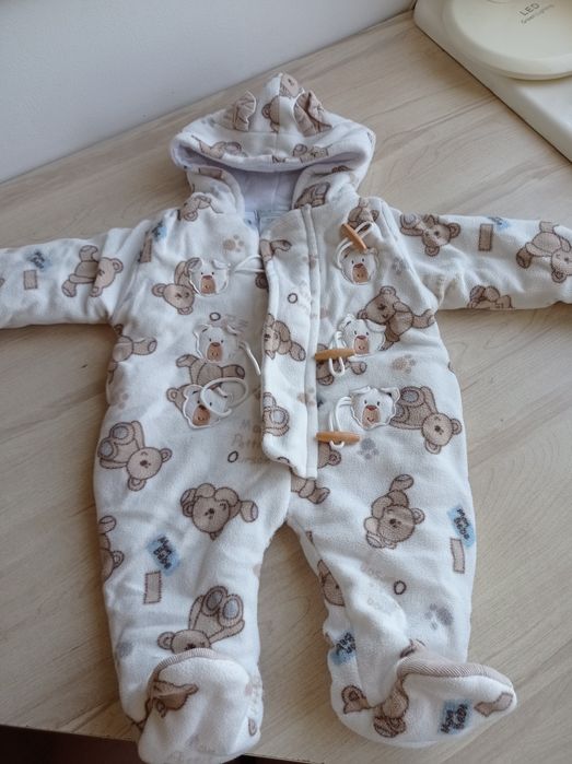 Ciepły pajacyk rozmiar 68 (3-6 miesięcy)
