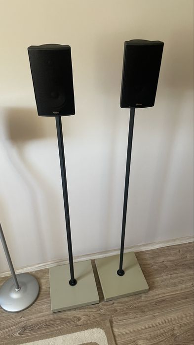 Magnat 3.1 subwoofer,centralny,2 przednie glosniki 2drożn ze stojakami