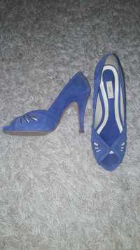 Sapatos azuis Zara, como novos