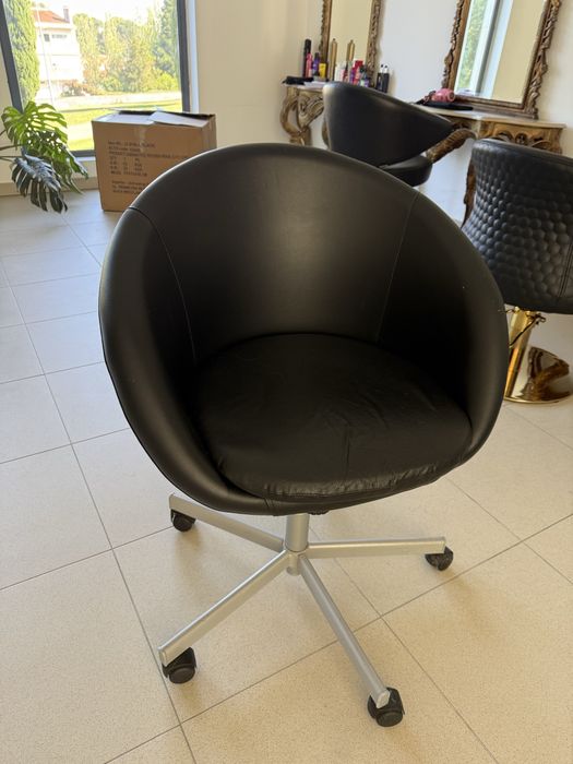 Cafeira de escritorio IKEA